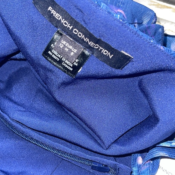 NWT French Connection Navy Floral Ruffle Dress - Picture 3 of 6